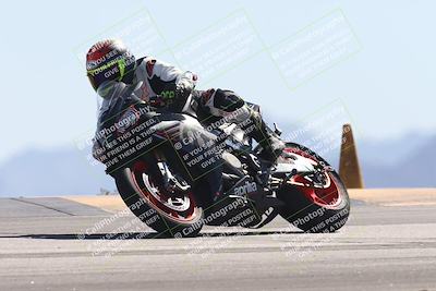 media/Oct-13-2025-Moto Forza (Mon) [[a66d839500]]/2-A Group/Session 4 (Turn 9)/